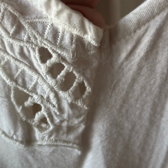 NWTAmerican Eagle Outfitters Cream Sleeveless Lace Tank Top - Picture 4 of 8